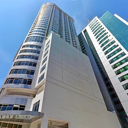 מנילה Currency Serviced Suites מראה חיצוני תמונה